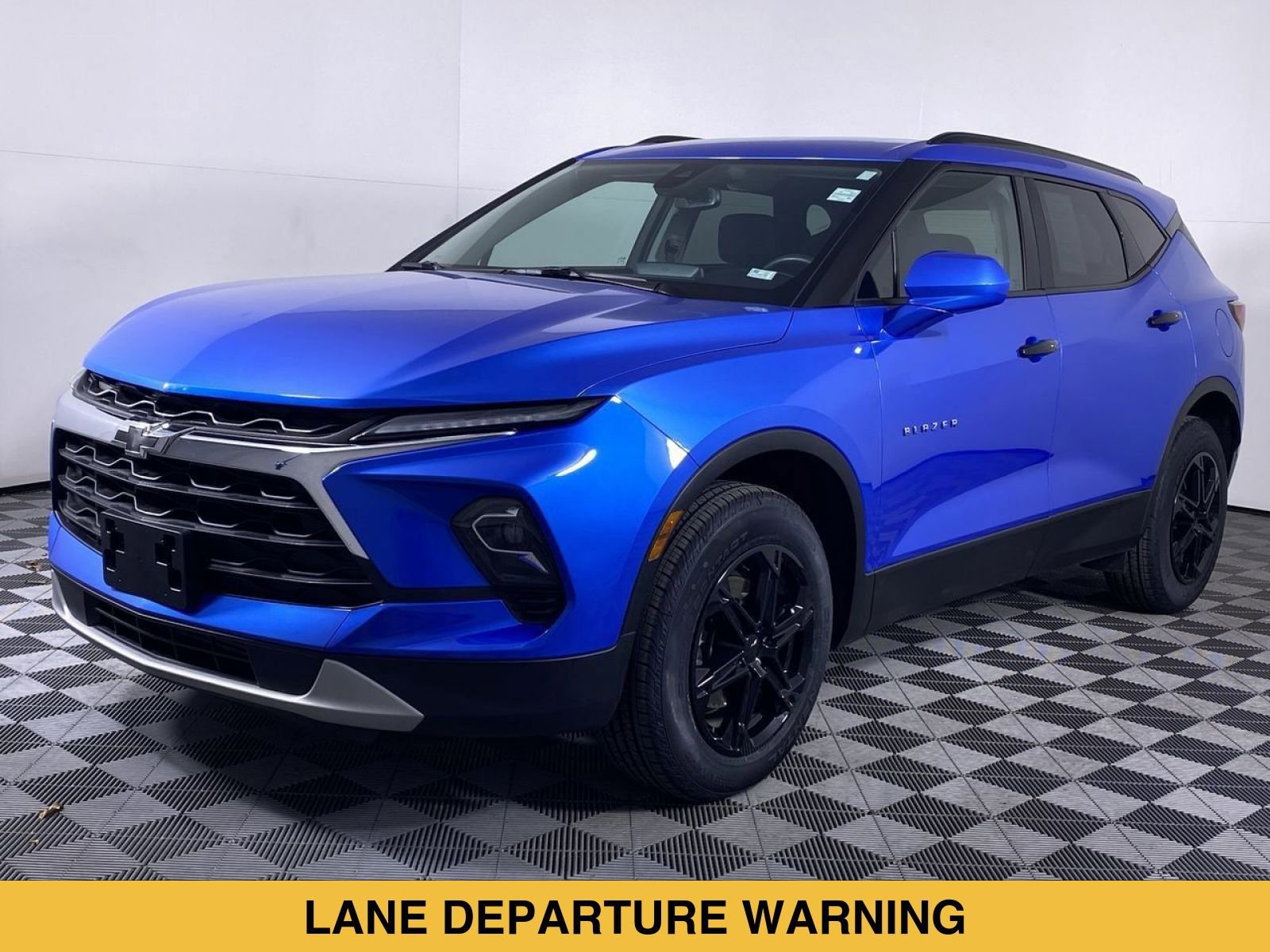 Certified 2024 Chevrolet Blazer LT w/ Convenience Package FWD image 32