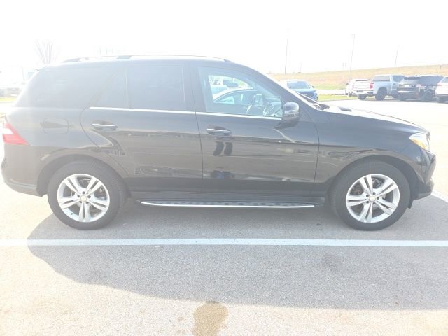 Used 2013 Mercedes-Benz ML 350 BlueTEC 4MATIC image 11