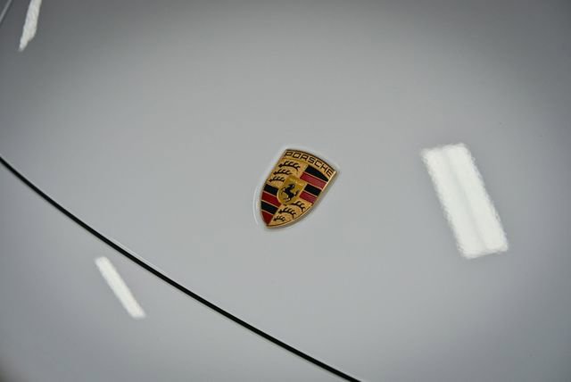 Used 2023 Porsche 911 Carrera image 8
