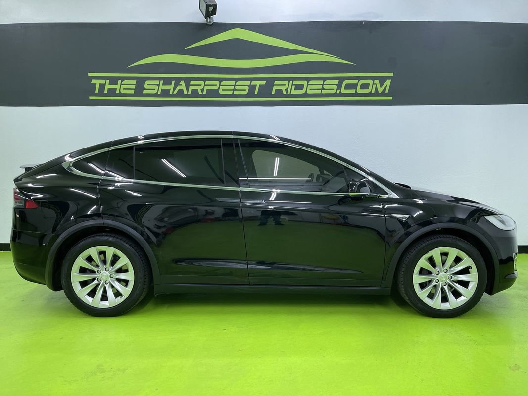 Used 2016 Tesla Model X 75D image 11