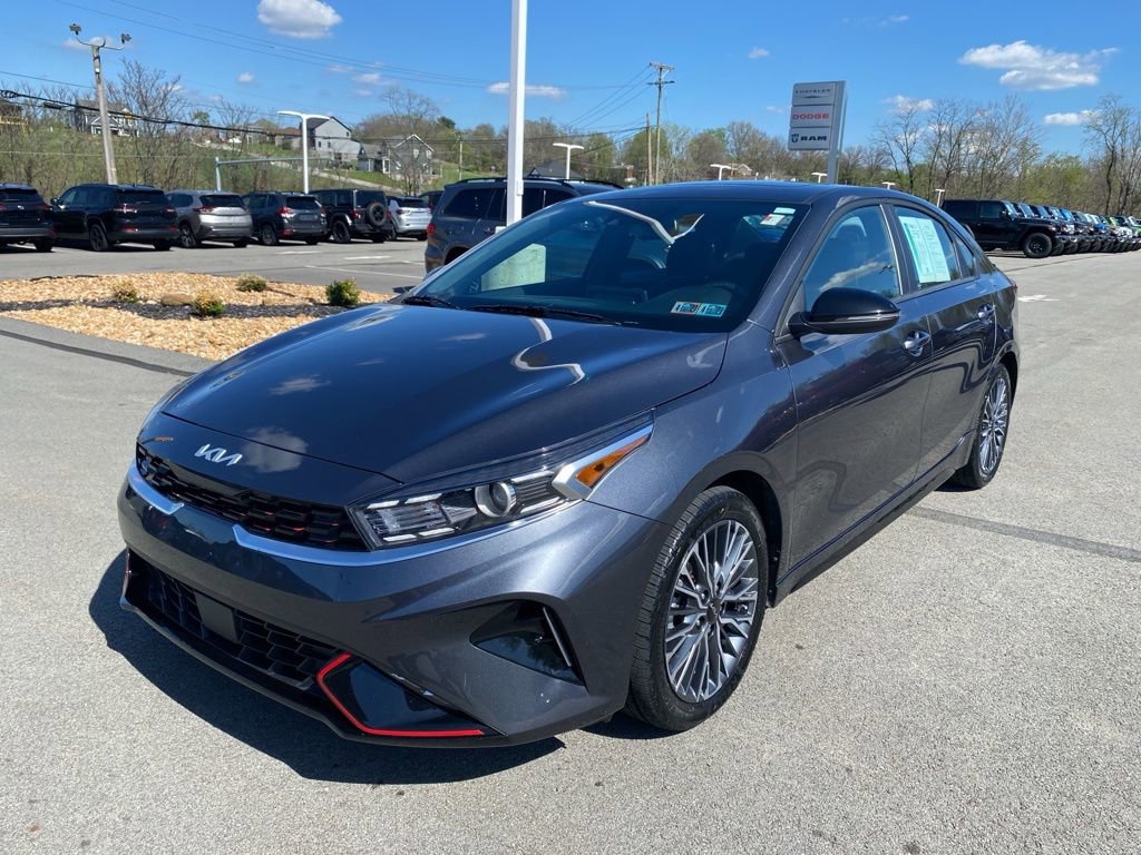 Used 2024 Kia Forte GT-Line w/ GT-Line Premium Package FWD image 7