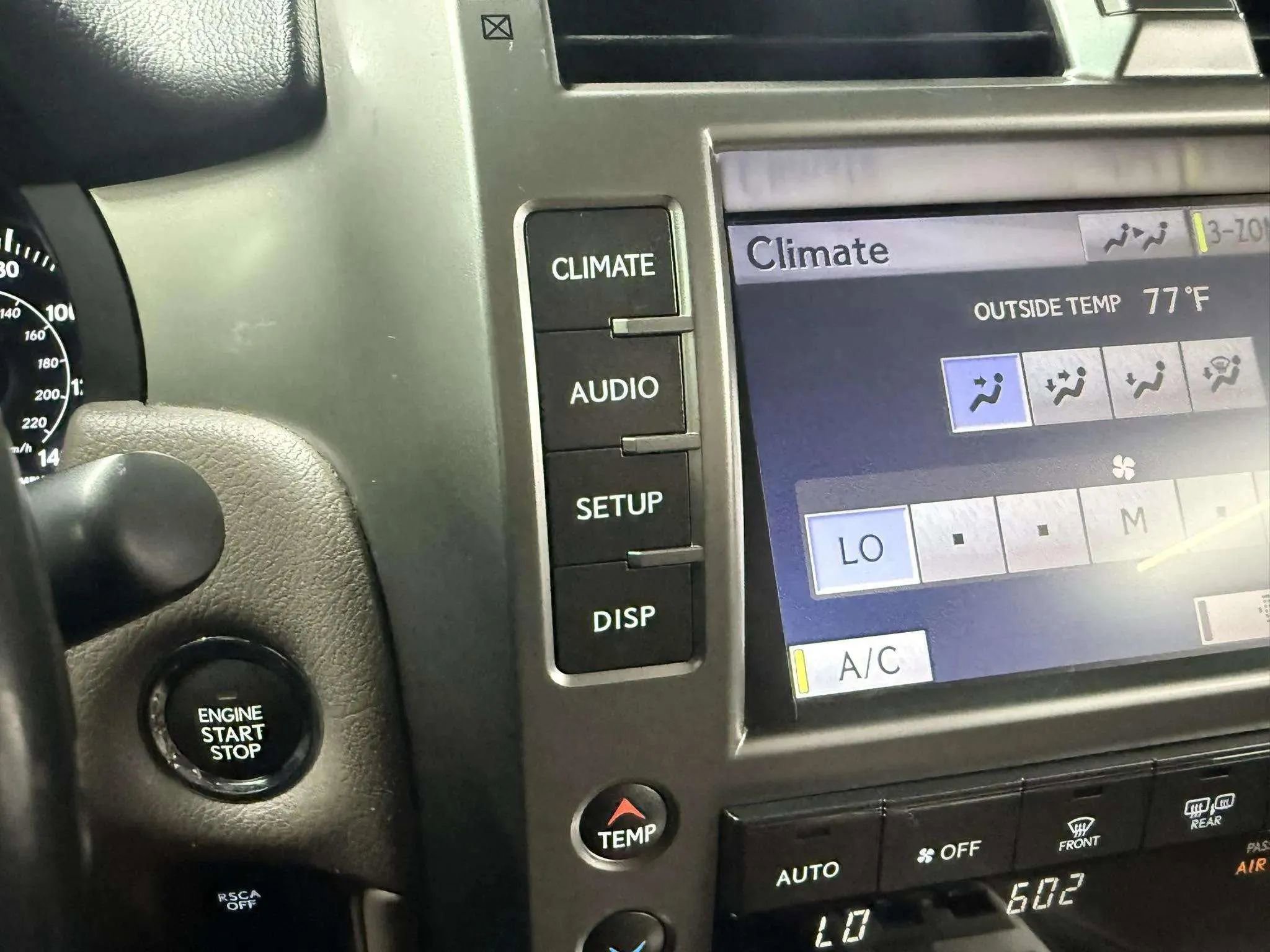 Used 2013 Lexus GX 460 image 27