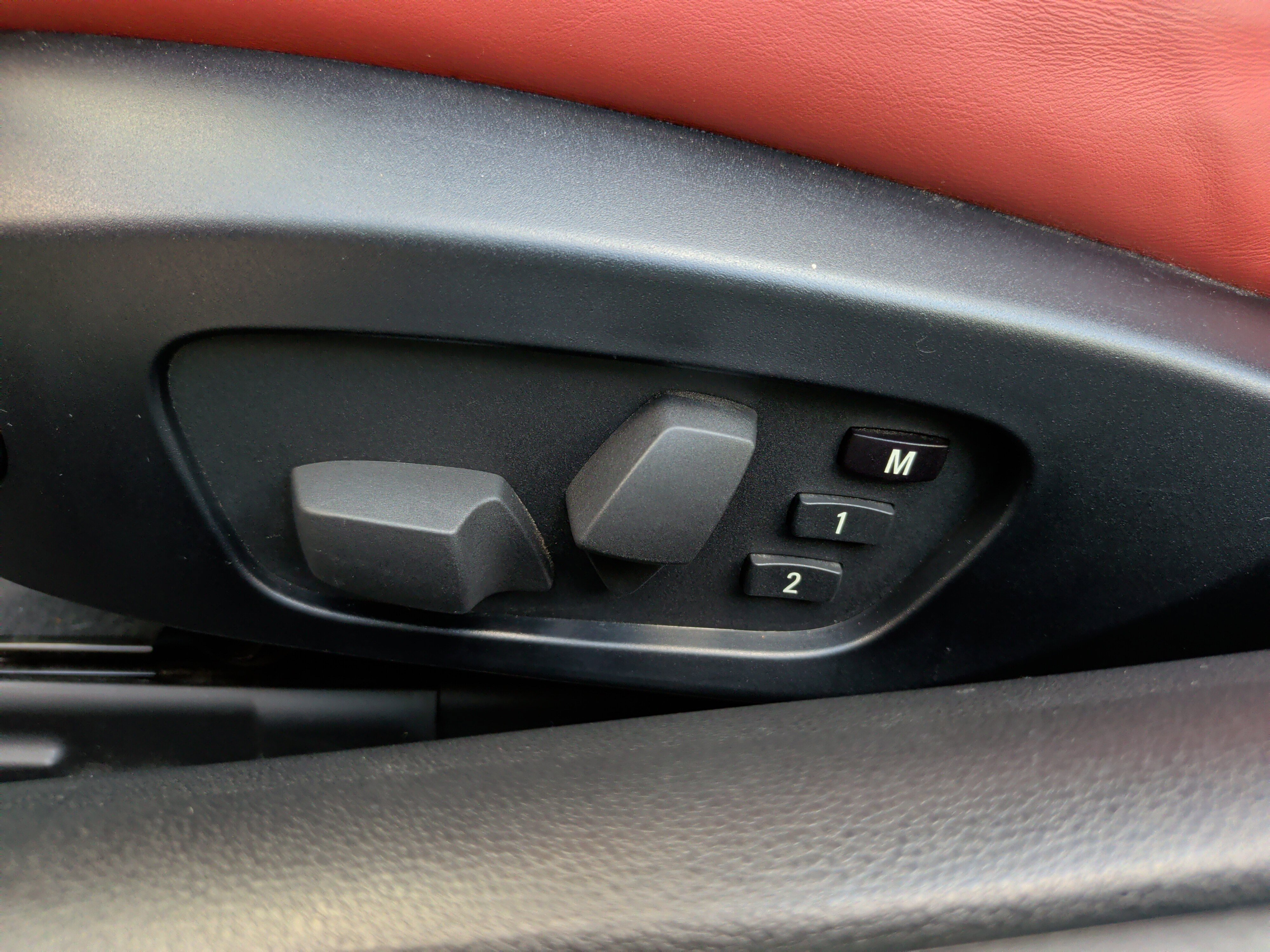 Used 2013 BMW M3 Convertible image 25