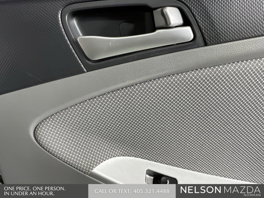 Used 2014 Hyundai Accent GS image 19