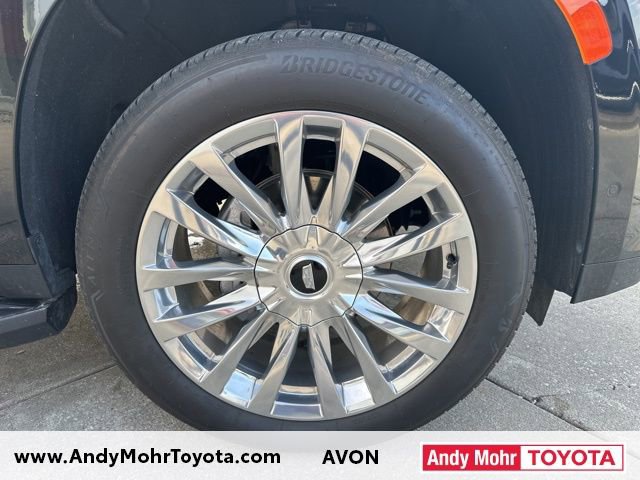 Used 2023 Cadillac Escalade Premium Luxury image 49