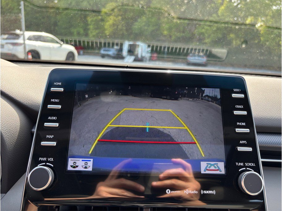 Used 2020 Toyota Avalon XSE FWD image 30