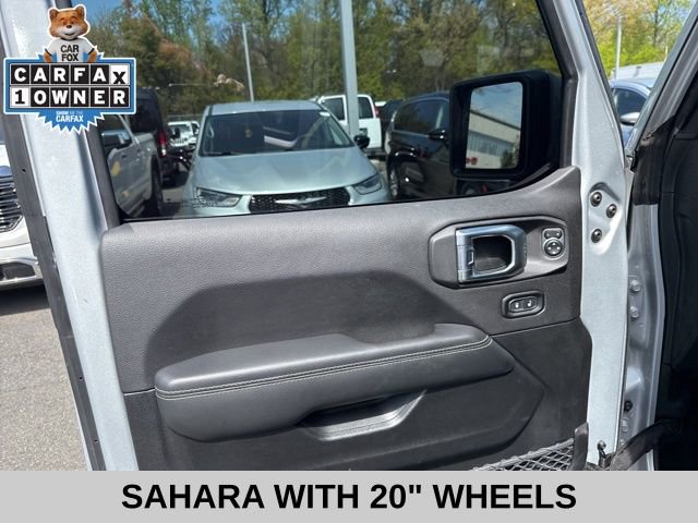 Used 2023 Jeep Wrangler Unlimited Sahara w/ Cold Weather Group AWD/4WD image 35