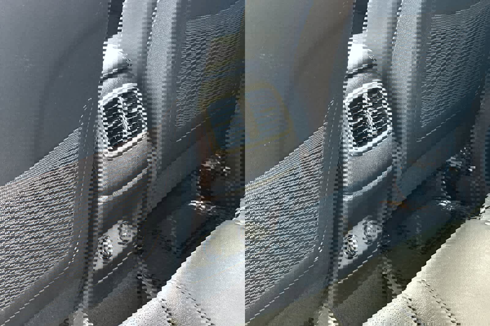 Used 2017 Kia Sorento EX FWD image 14