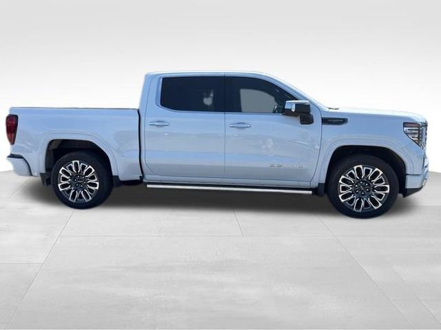 Used 2026 GMC Sierra 1500 Denali Ultimate image 4