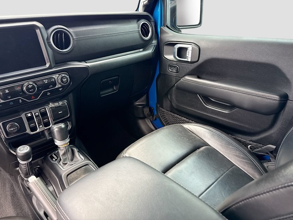 Used 2021 Jeep Wrangler Unlimited Sahara AWD/4WD image 25