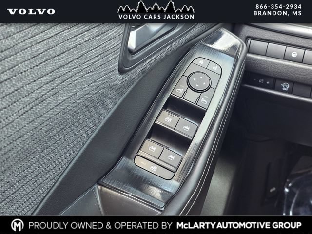 Used 2023 Nissan Rogue SV FWD image 15