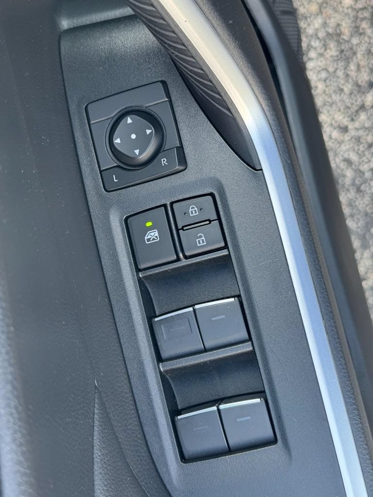 Certified 2025 Toyota RAV4 XLE AWD/4WD image 22