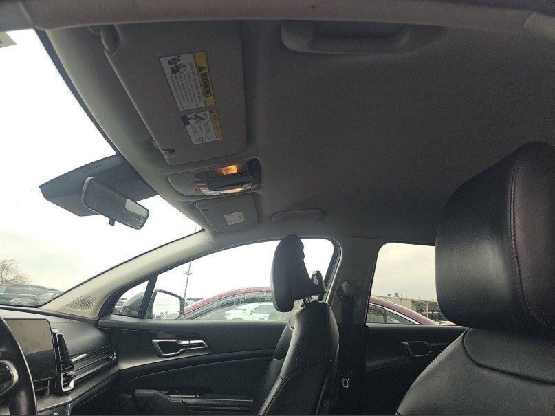 Used 2023 Kia Sportage EX image 26