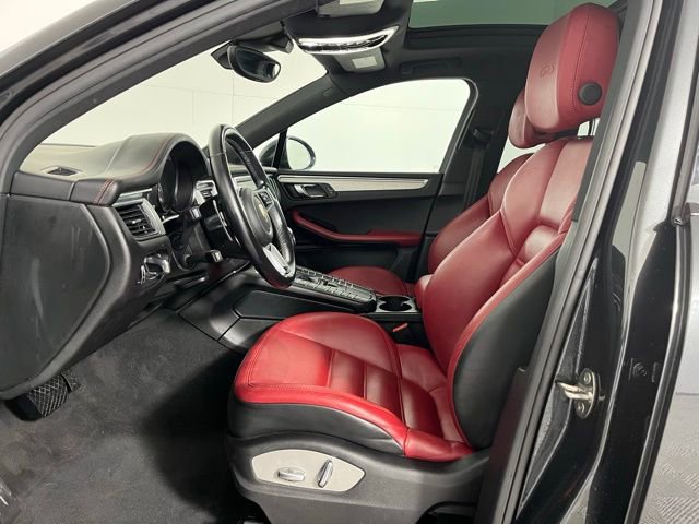 Used 2018 Porsche Macan GTS image 11