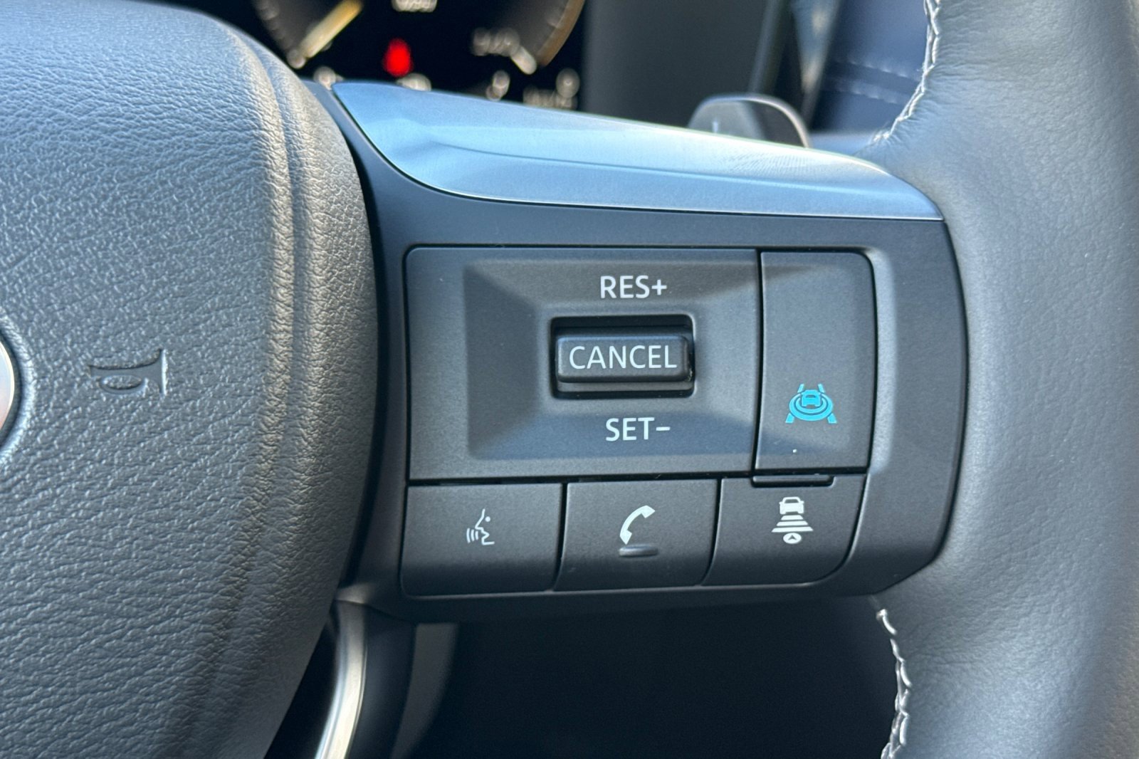 New 2026 INFINITI QX60 Sport w/ Dark Cargo Package image 27