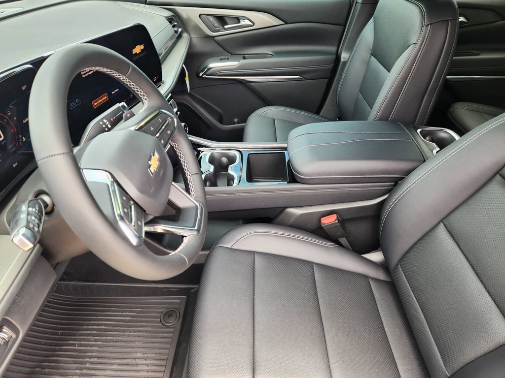 New 2026 Chevrolet Traverse LT w/ Driver Confidence Package FWD image 9