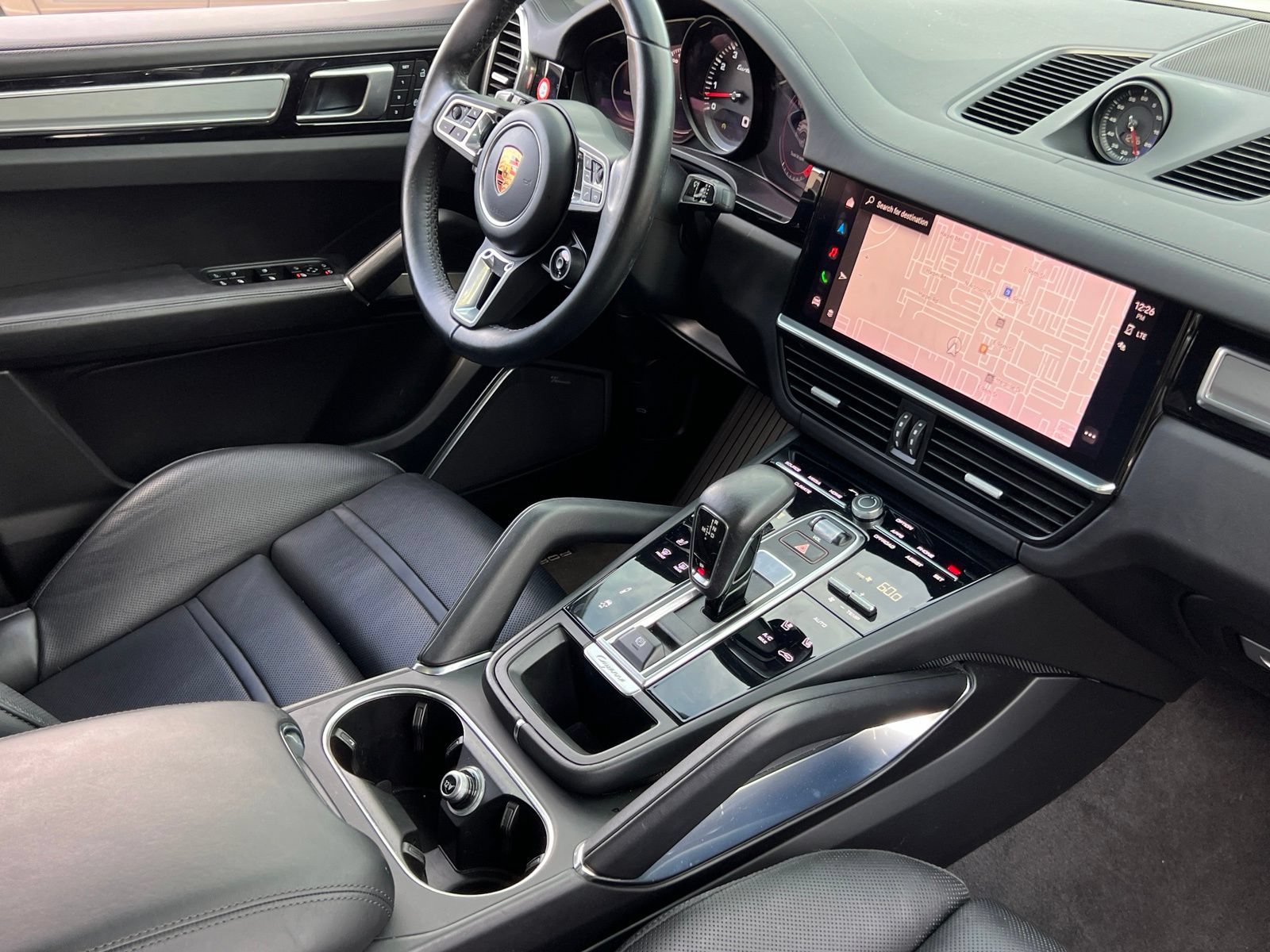 Certified 2023 Porsche Cayenne Turbo AWD/4WD image 15