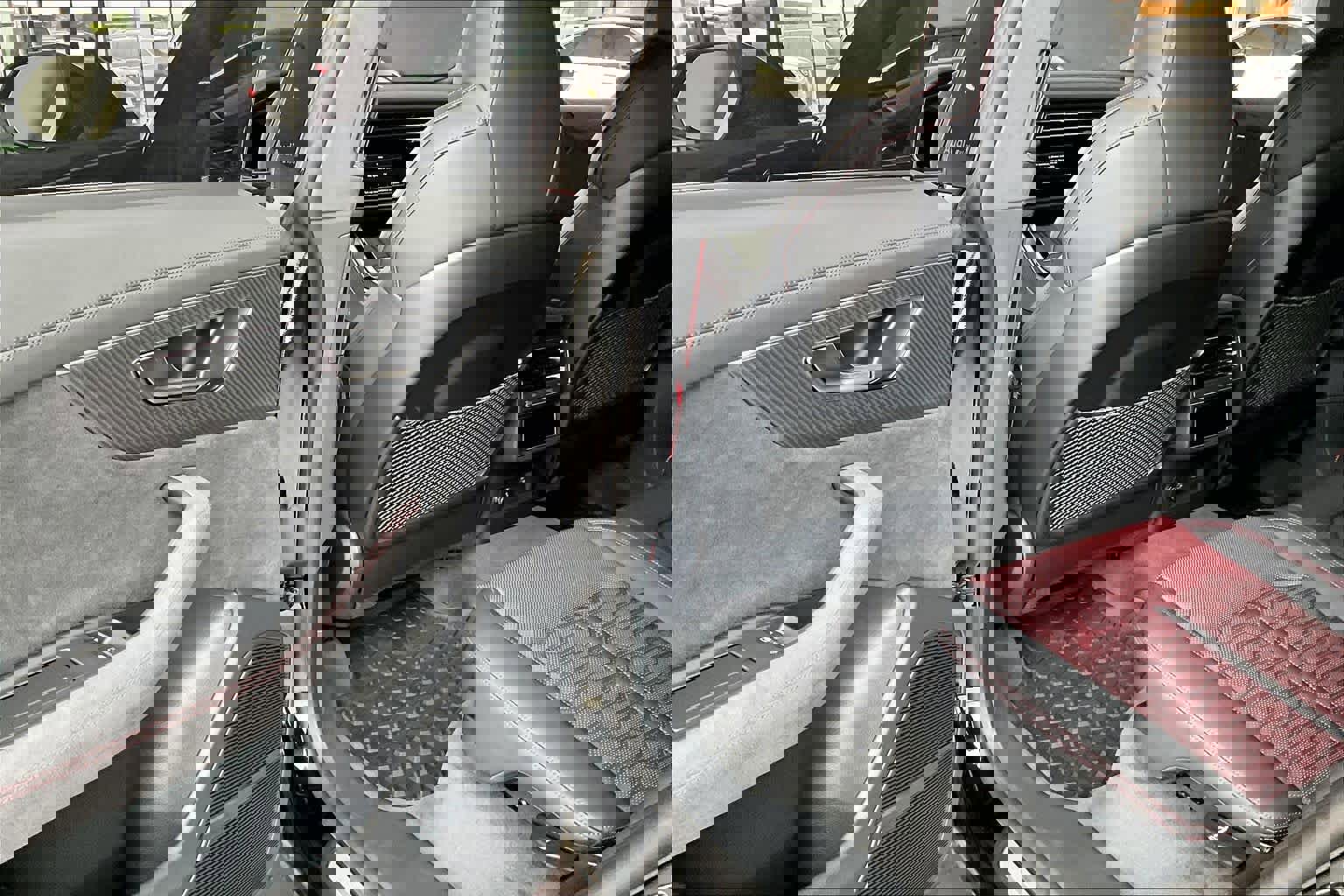 New 2026 Audi RS Q8 performance image 18