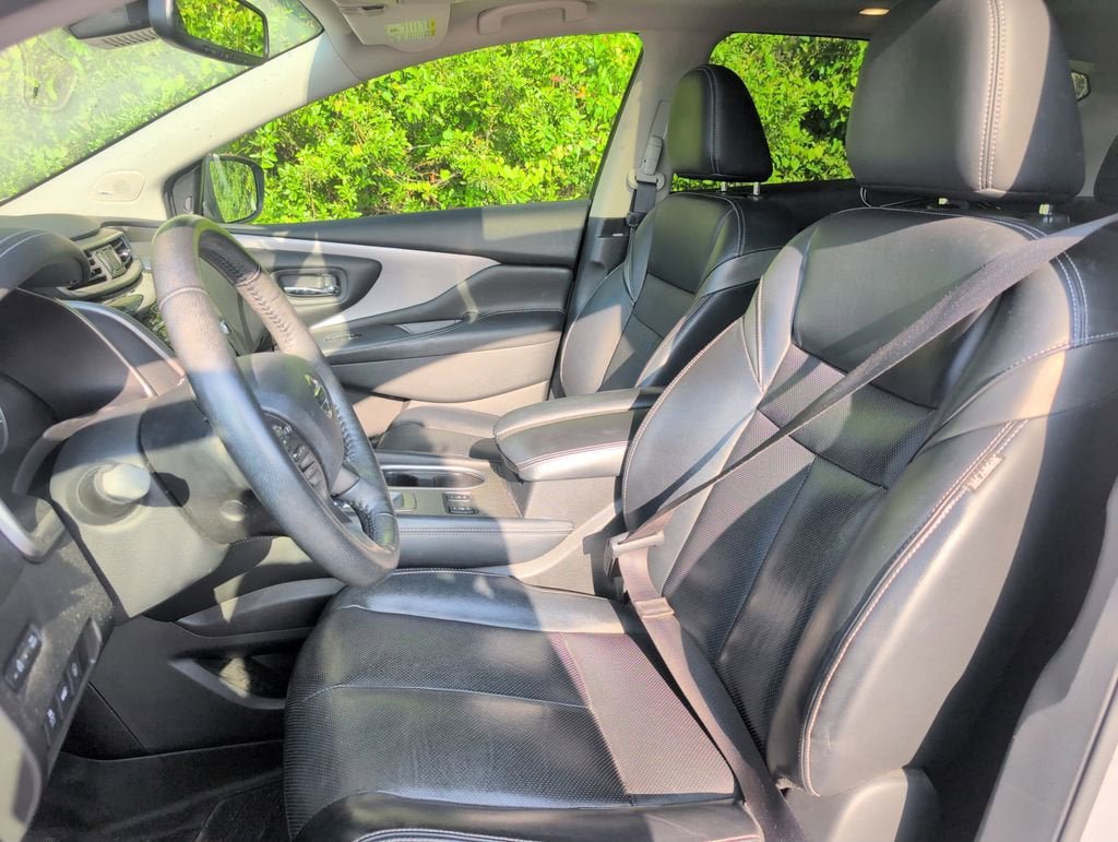 Used 2020 Nissan Murano SL w/ Moonroof Package FWD image 13