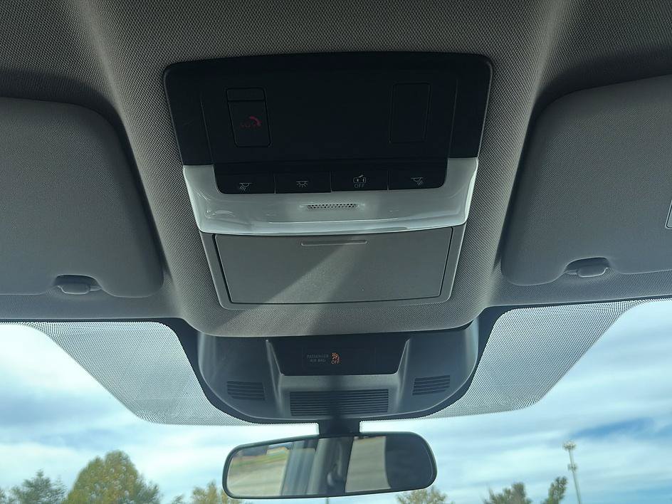 Certified 2025 Nissan Rogue SV AWD/4WD image 36