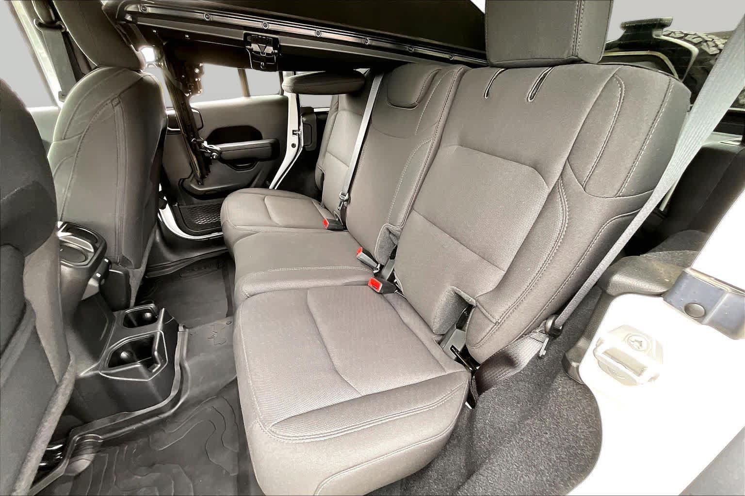 Used 2022 Jeep Wrangler Unlimited Sport AWD/4WD image 20