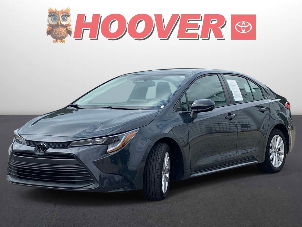 Used 2023 Toyota Corolla LE w/ LE Convenience Package FWD image 5