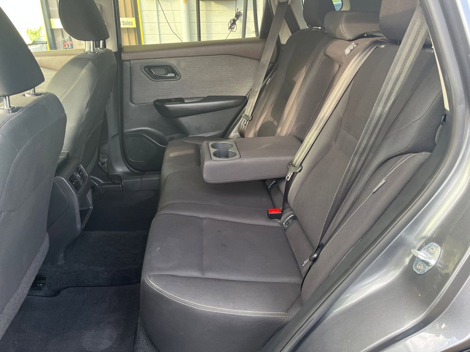 Used 2023 Nissan Rogue S image 24