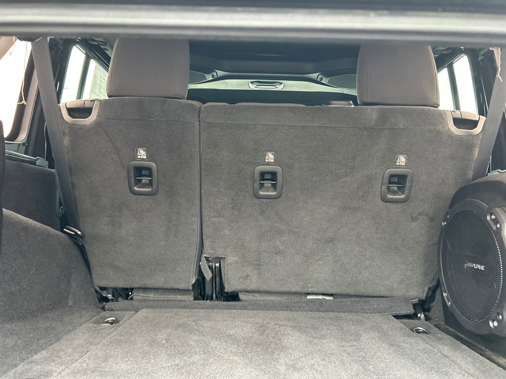 Used 2023 Jeep Wrangler Sport S AWD/4WD image 36