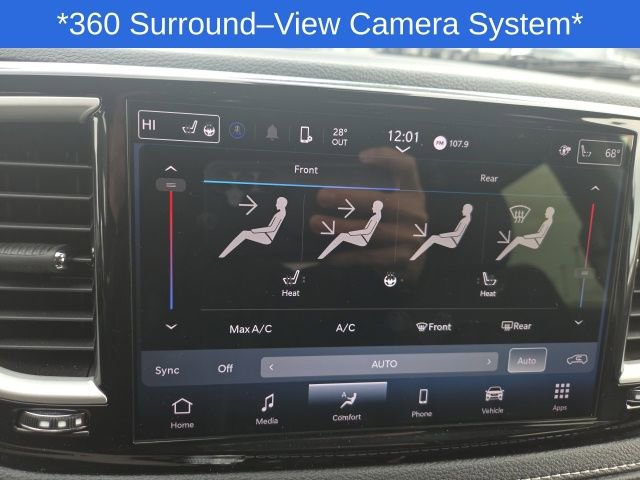 Used 2023 Chrysler Pacifica Touring-L image 33