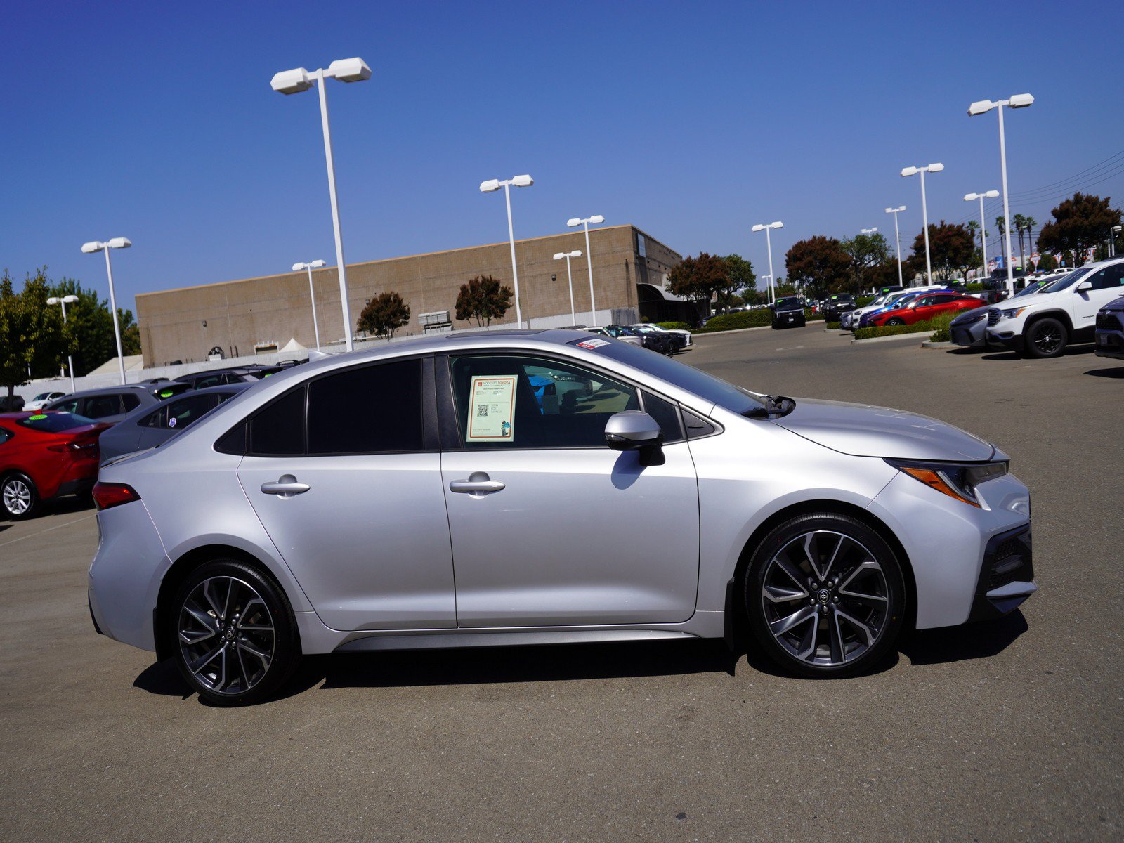 Used 2021 Toyota Corolla XSE w/ Carpet Mat Package (TMS) FWD image 4