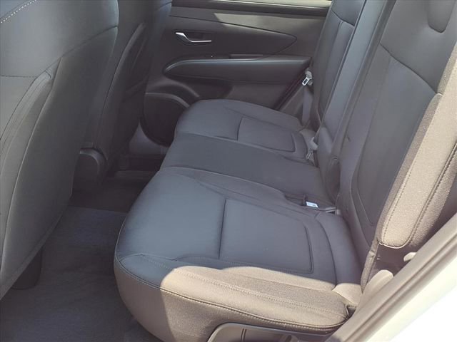 New 2025 Hyundai Tucson SE image 13