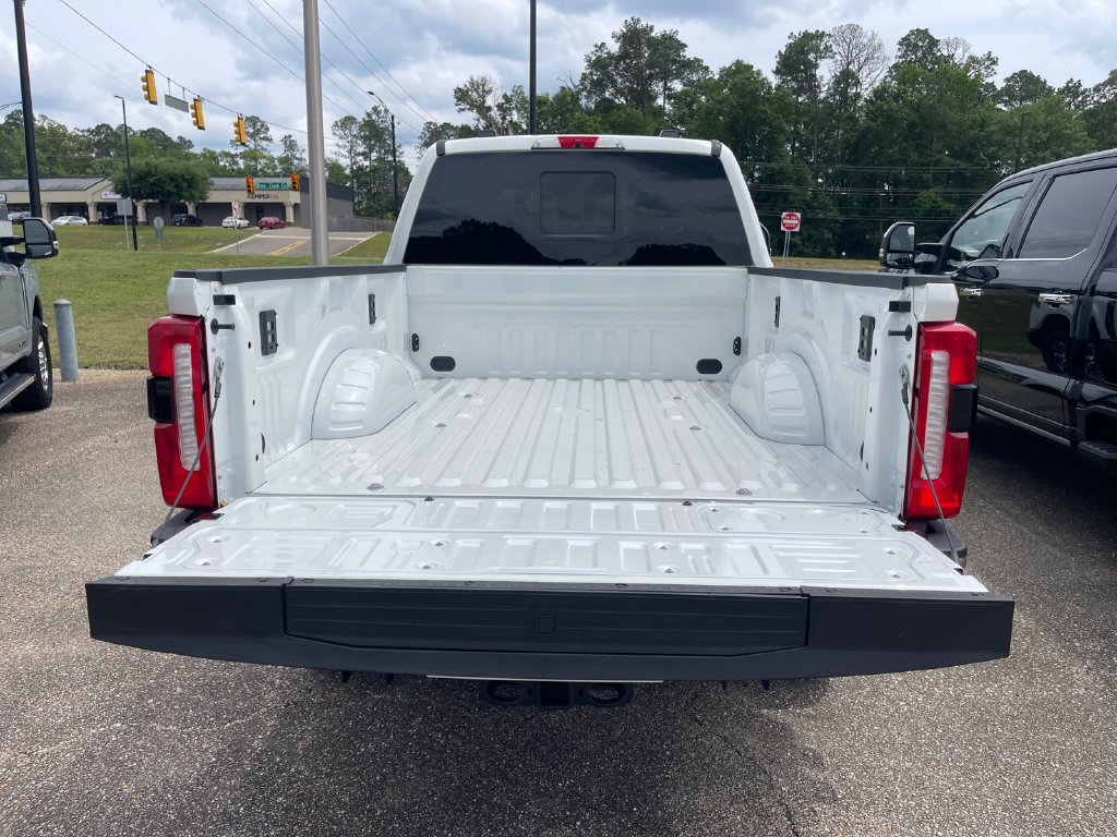 New 2026 Ford F250 King Ranch w/ FX4 Off-Road Package AWD/4WD image 11