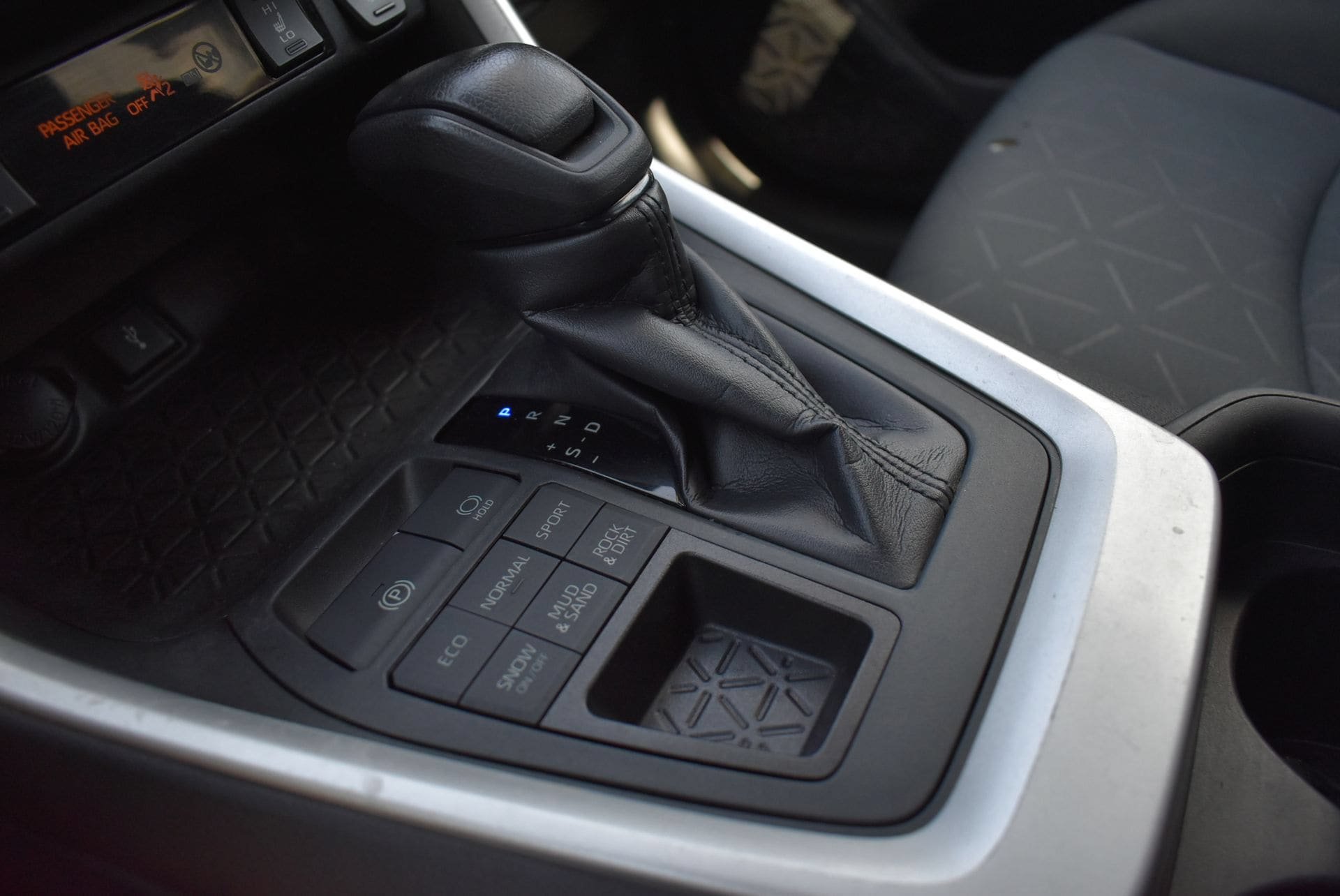 Used 2020 Toyota RAV4 XLE w/ Convenience Package AWD/4WD image 30