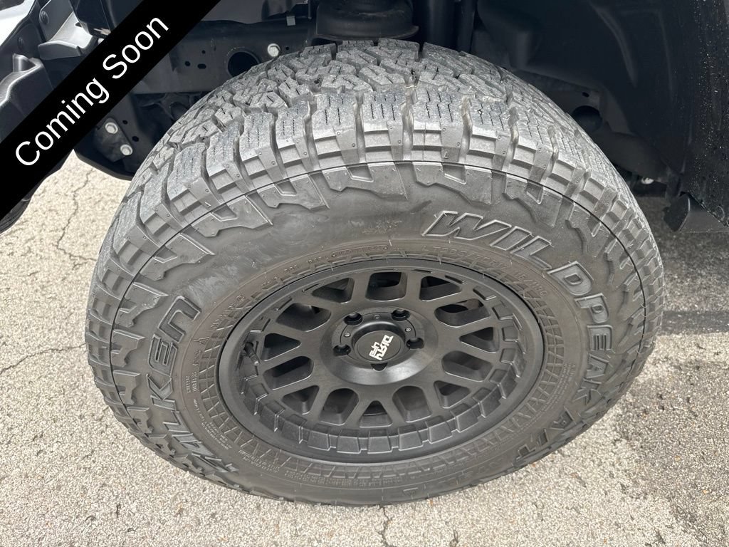 Used 2023 Jeep Gladiator Rubicon w/ LED Lighting Group AWD/4WD image 21