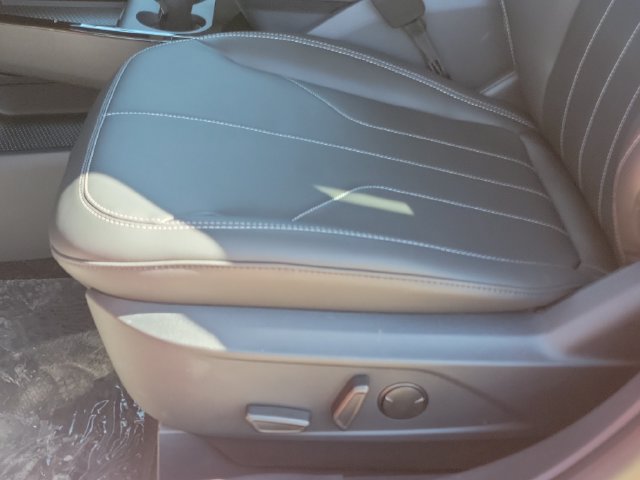 New 2026 Ford Mustang Mach-E Select w/ Comfort Package Lite RWD image 16
