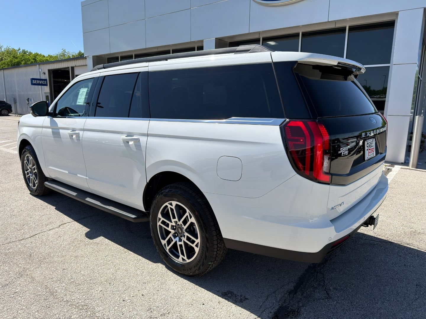 New 2026 Ford Expedition Max Active AWD/4WD image 5