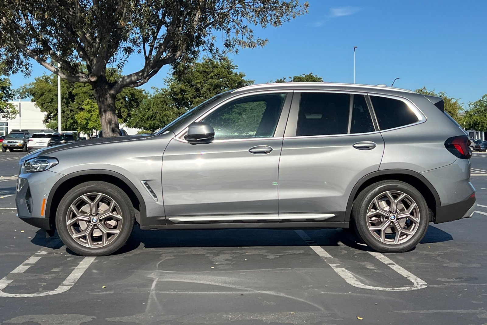Used 2023 BMW X3 xDrive30i w/ Premium Package image 7
