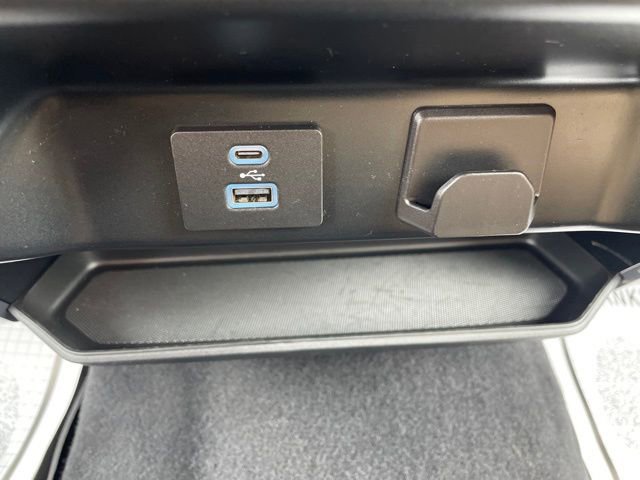 Used 2023 Ford F150 XLT image 25
