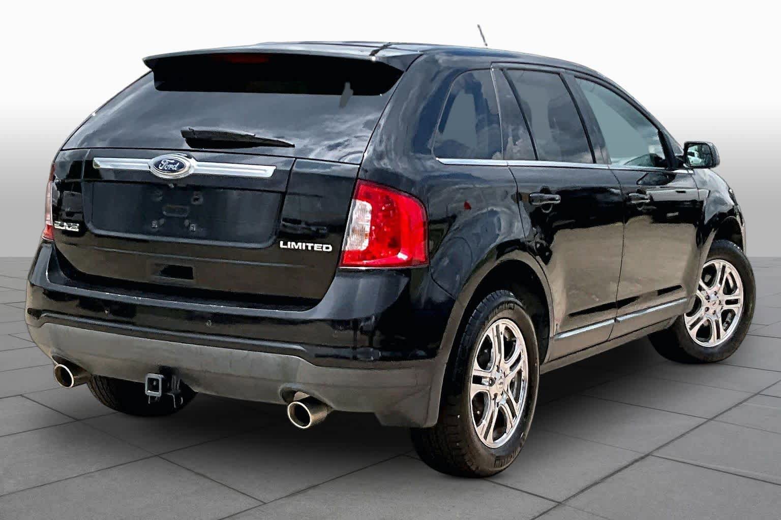 Used 2011 Ford Edge Limited w/ Trailer Tow Package FWD image 12