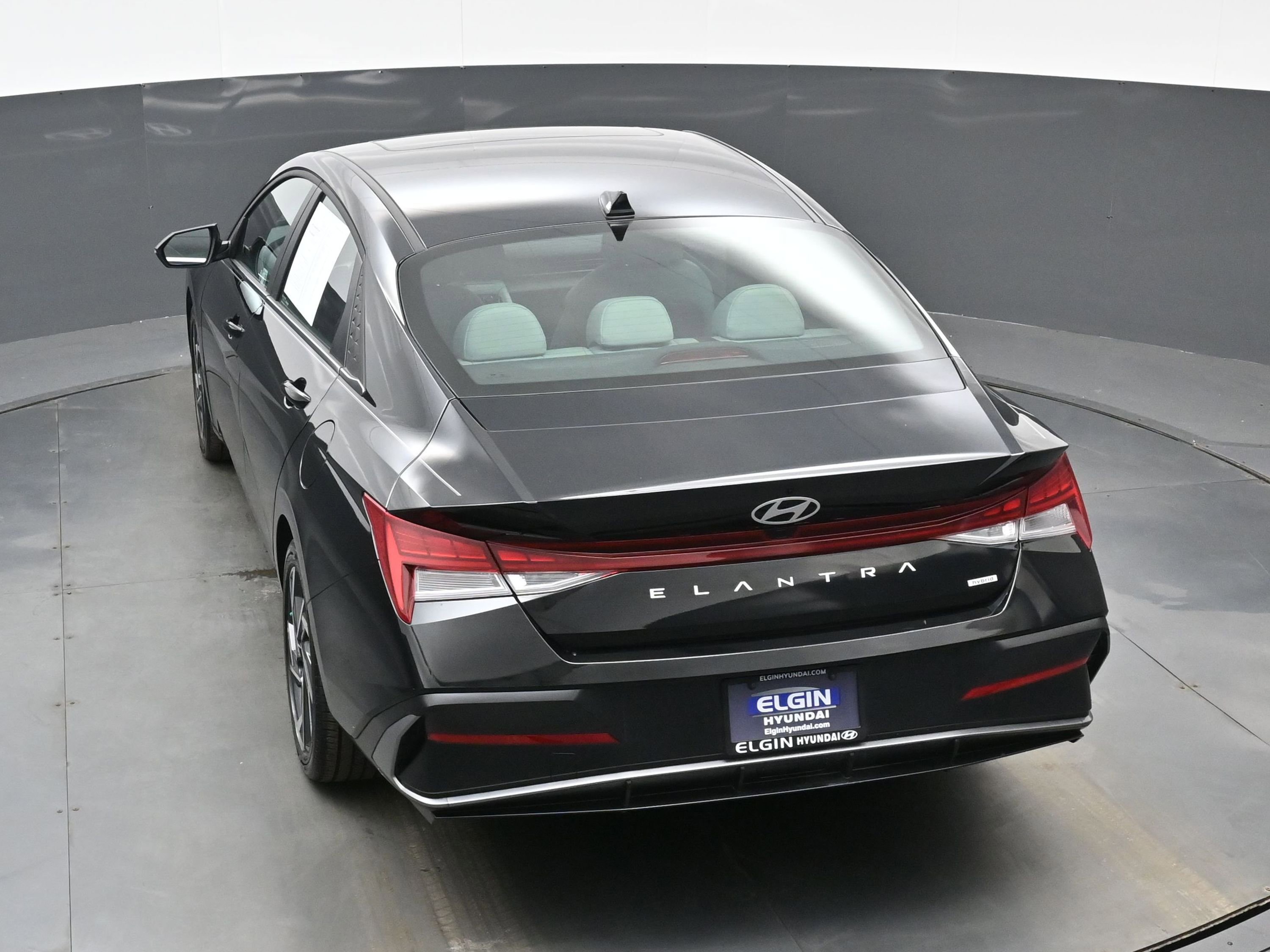 Certified 2025 Hyundai Elantra Limited image 37