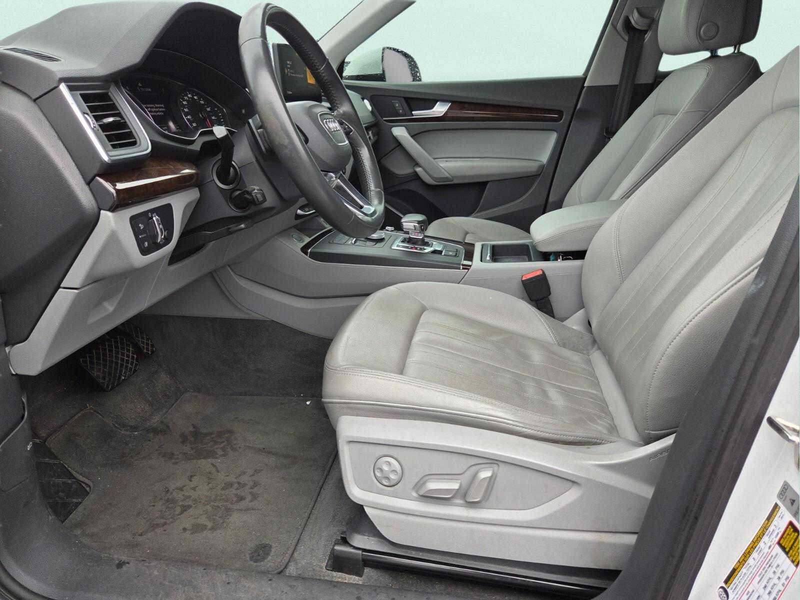 Used 2019 Audi Q5 2.0T Premium image 11