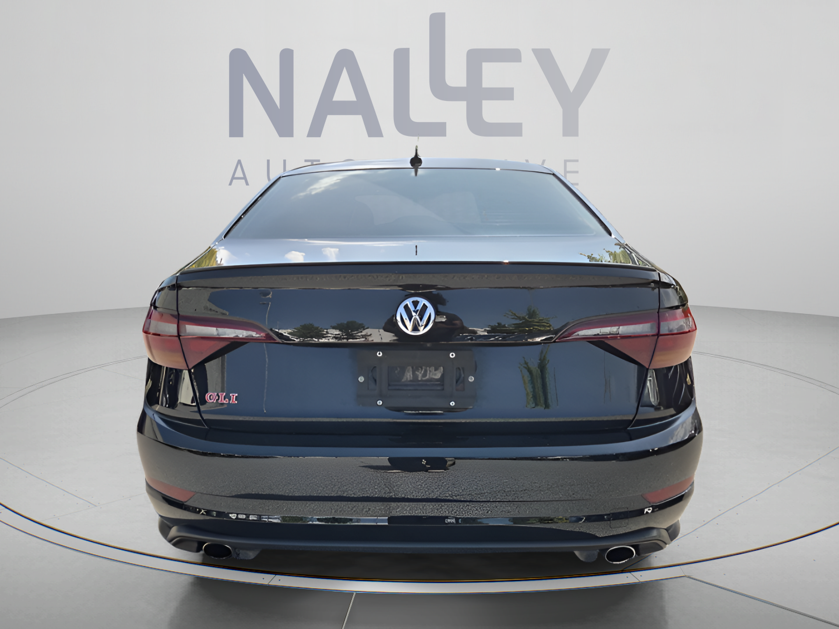 Used 2019 Volkswagen Jetta GLI FWD image 4