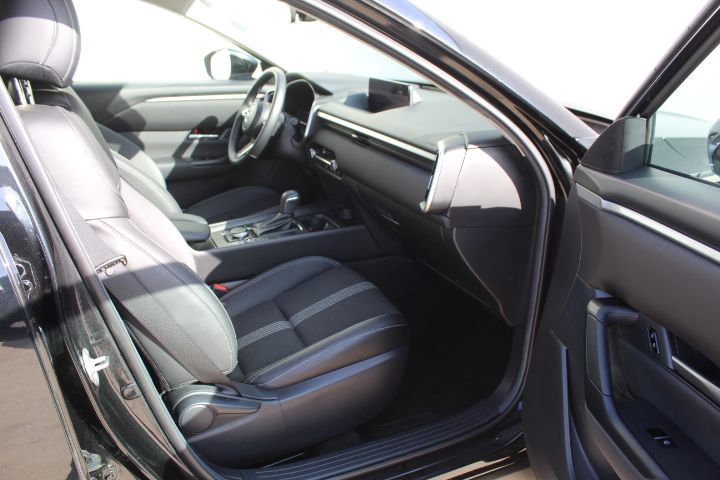 Certified 2025 MAZDA CX-50 2.5 Hybrid w/ Preferred Pkg image 39