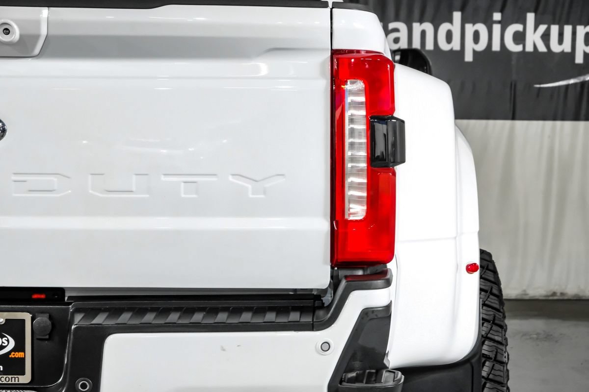 Used 2026 Ford F350 Lariat AWD/4WD image 44