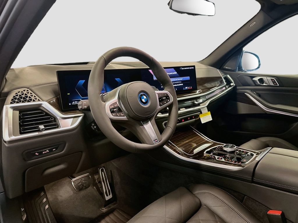 New 2026 BMW X5 xDrive50e w/ Executive Package AWD/4WD image 9