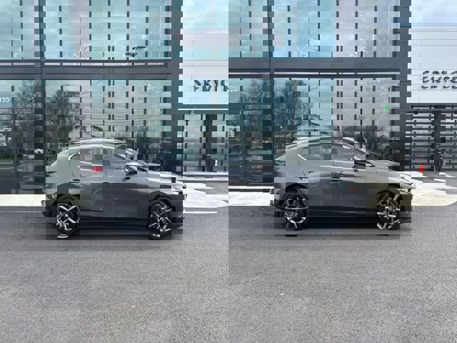 Used 2021 MAZDA MAZDA3 s image 2