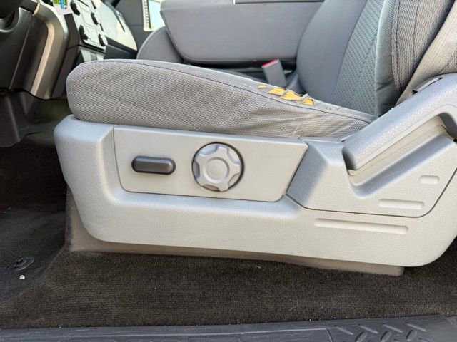 Used 2013 Ford F150 XLT w/ Luxury Equipment Group image 9