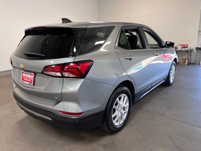 Used 2024 Chevrolet Equinox LT FWD image 4