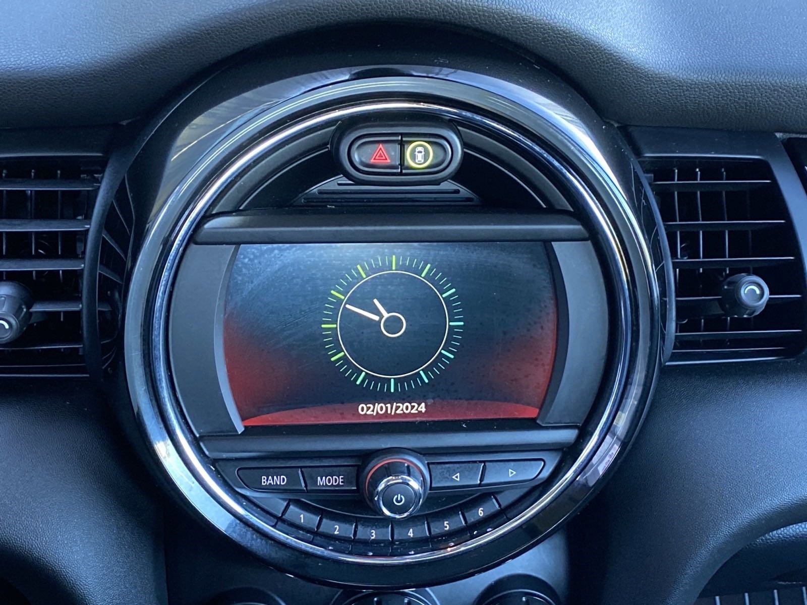 Used 2021 MINI Cooper S w/ Premium Package image 36