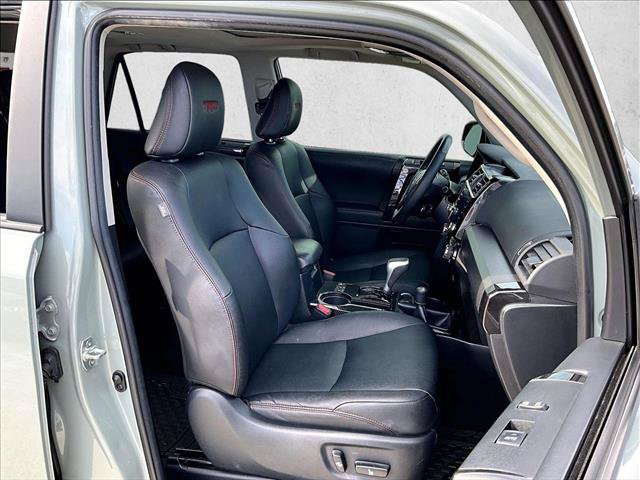 Used 2023 Toyota 4Runner TRD Off-Road Premium w/ Moonroof Package AWD/4WD image 9